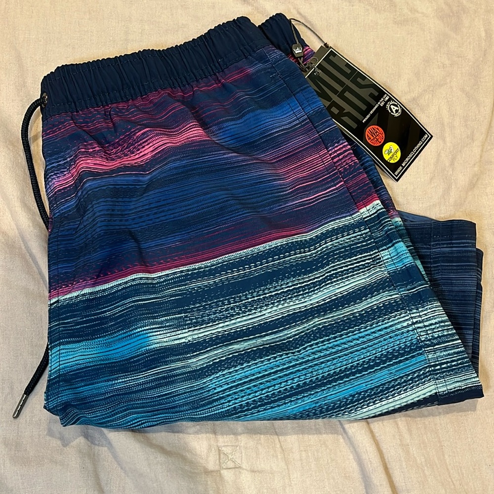 Men’s swim trunks